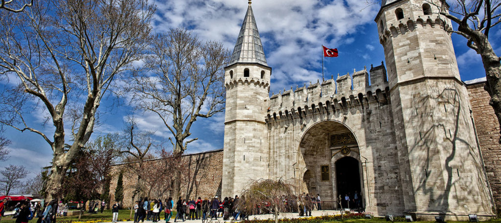 O PALÁCIO TOPKAPI