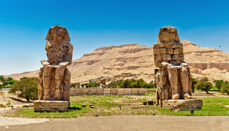 COLOSSOS DE MÊMNON