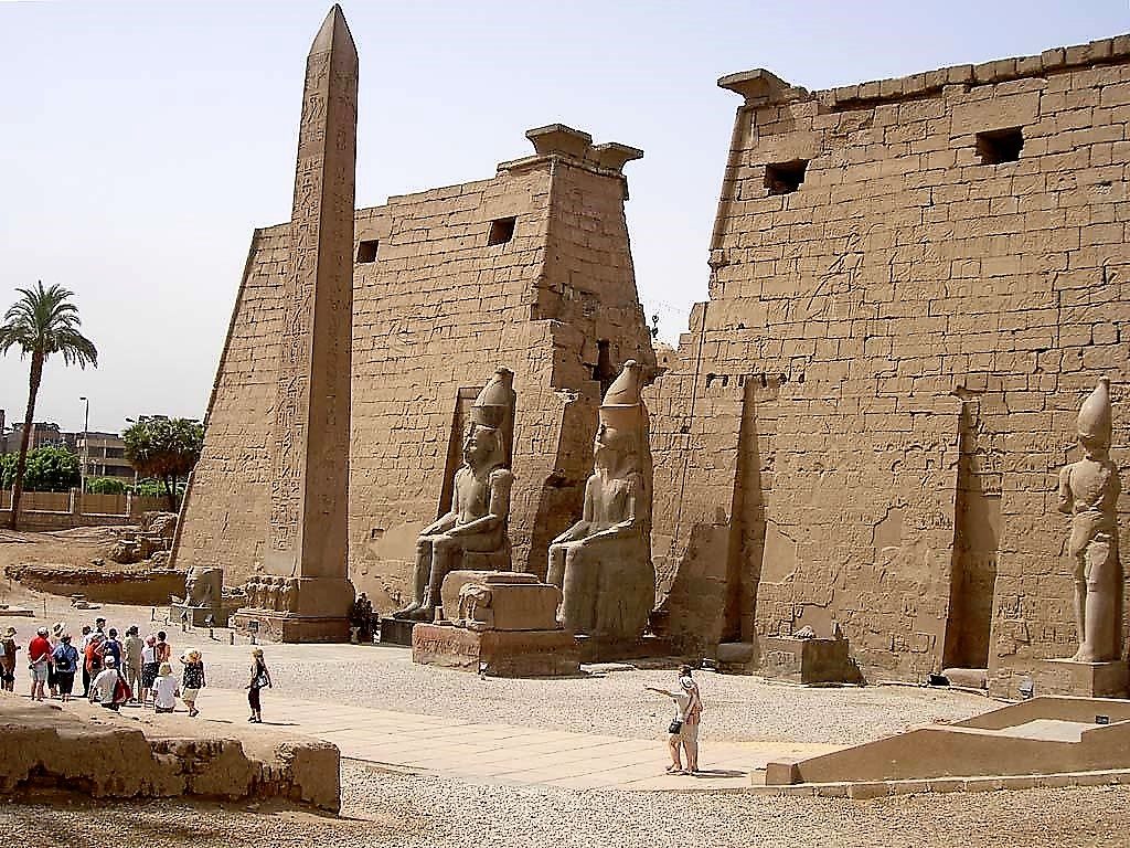 A HISTÓRIA DE LUXOR - PACOTE IMPERDÍVEL