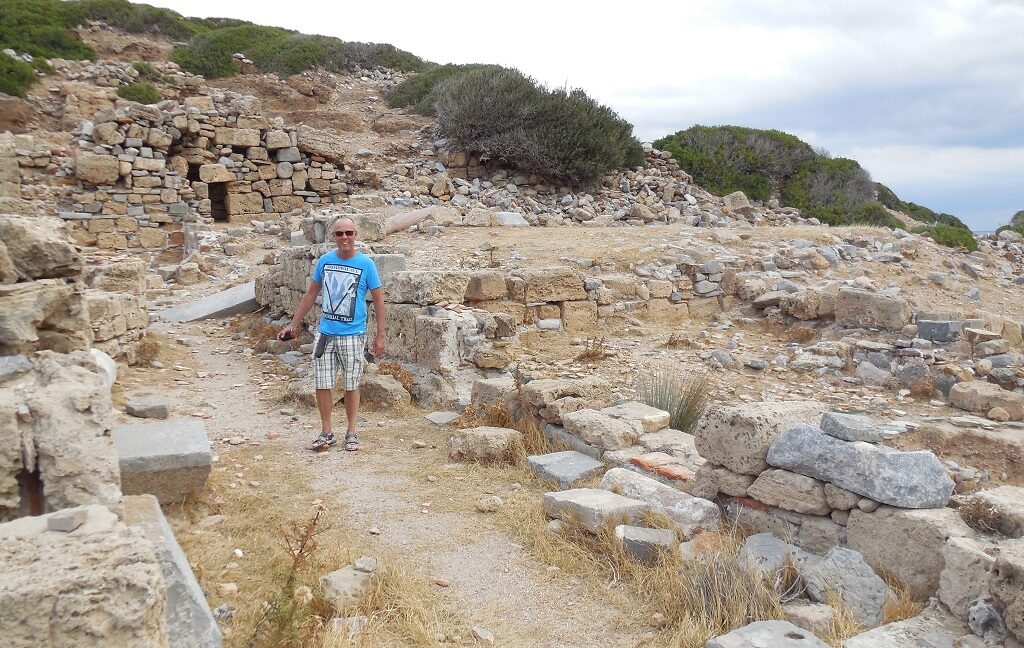 EDIFÍCIO DE 2.500 ANOS ENCONTRADO EM CRETA - VPI TURISMO